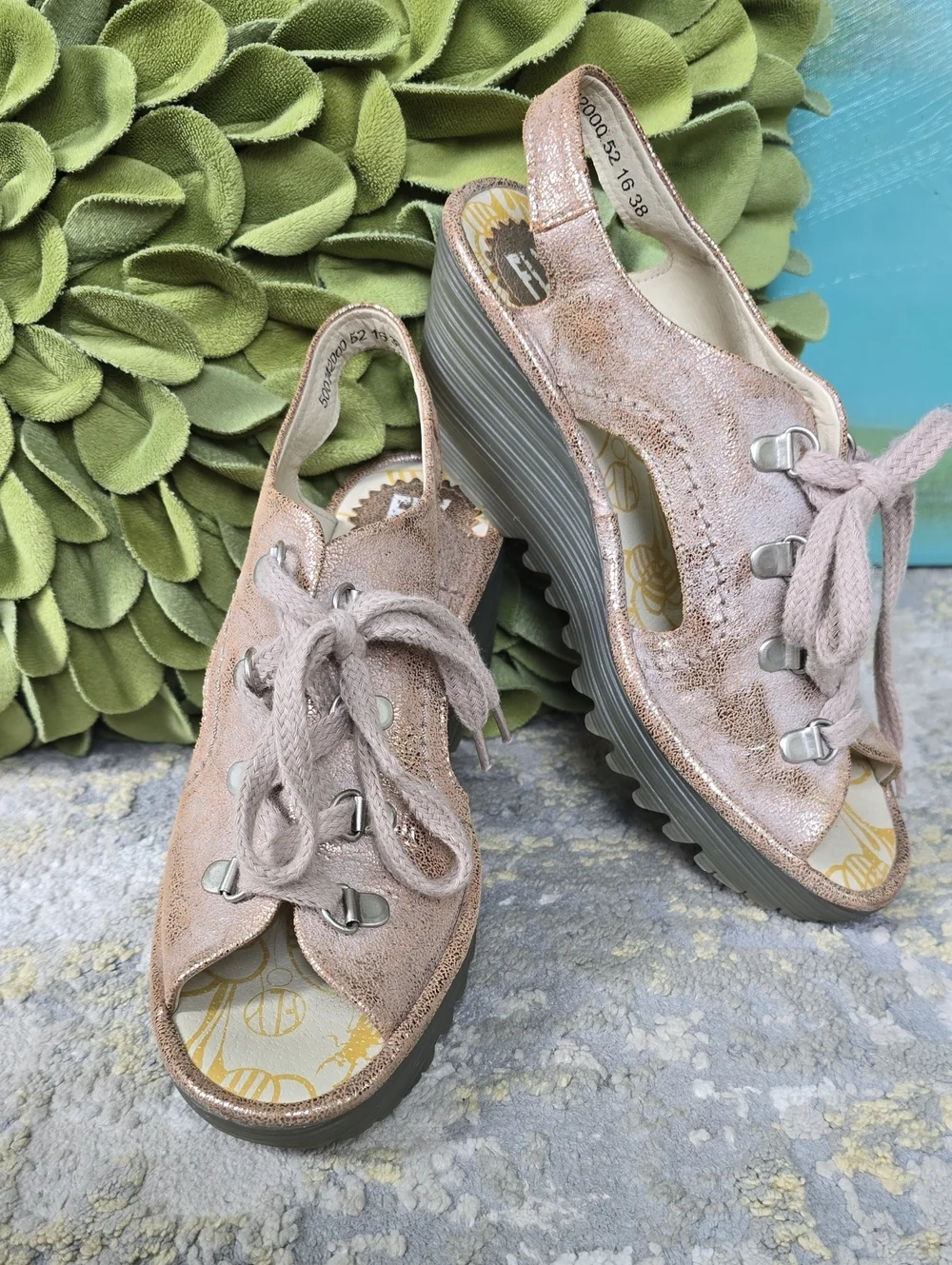 Fly London Women’s YLFA  Metallic Gold Lace-Up Slingback Sandals Size 38
